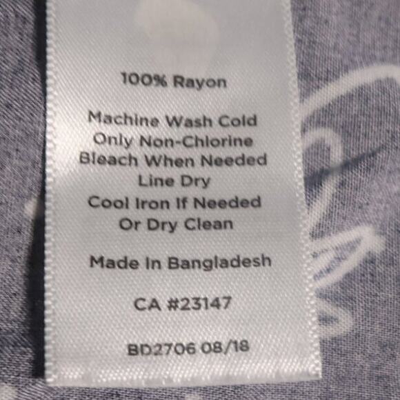 Talbots Long Sleeve Blouse Rayon Navy Cottagecore Collarless Button Down Sz XL - Picture 5 of 10